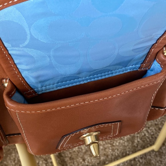 Coach Legacy signature double pocket shoulder bag - Picture 7 of 8